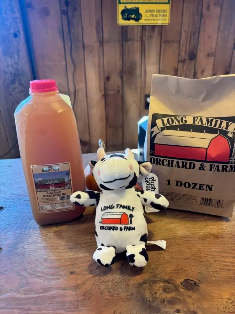Cider Mills in Michigan: Hot Donuts and Fresh Cider Daily at Long’s in Commerce Township