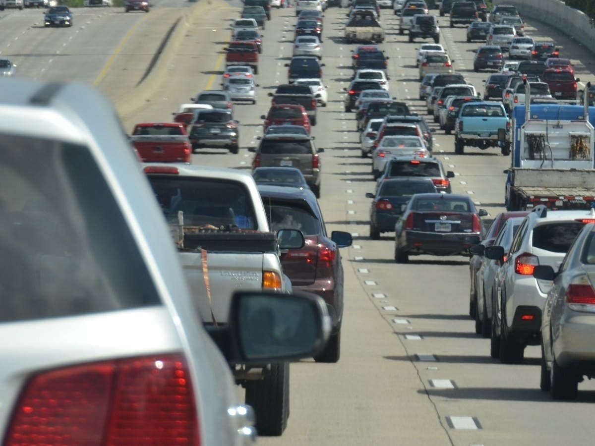 Six lanes of I-195 traffic have shared the eastbound Washington Bridge since December 2023, and the new westbound span is not scheduled to open to drivers until November 2028.
