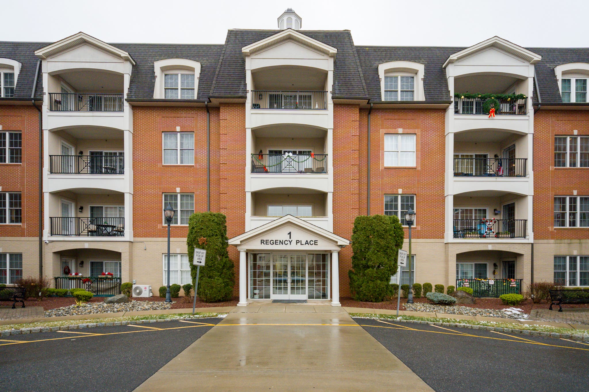 55+ Candlewood Model in Woodbridge: 2 Bed, 2 Bath, 1,895 Sq Ft - $419,900