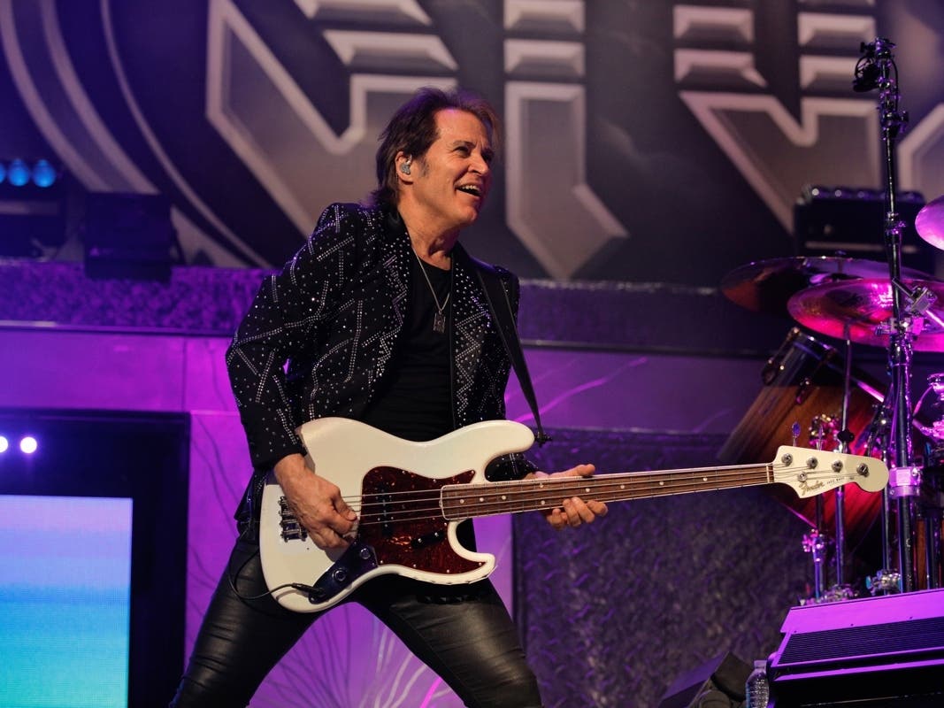 PHOTOS: Styx & Foreigner Sail Into Tinley Park | Tinley Park, IL Patch