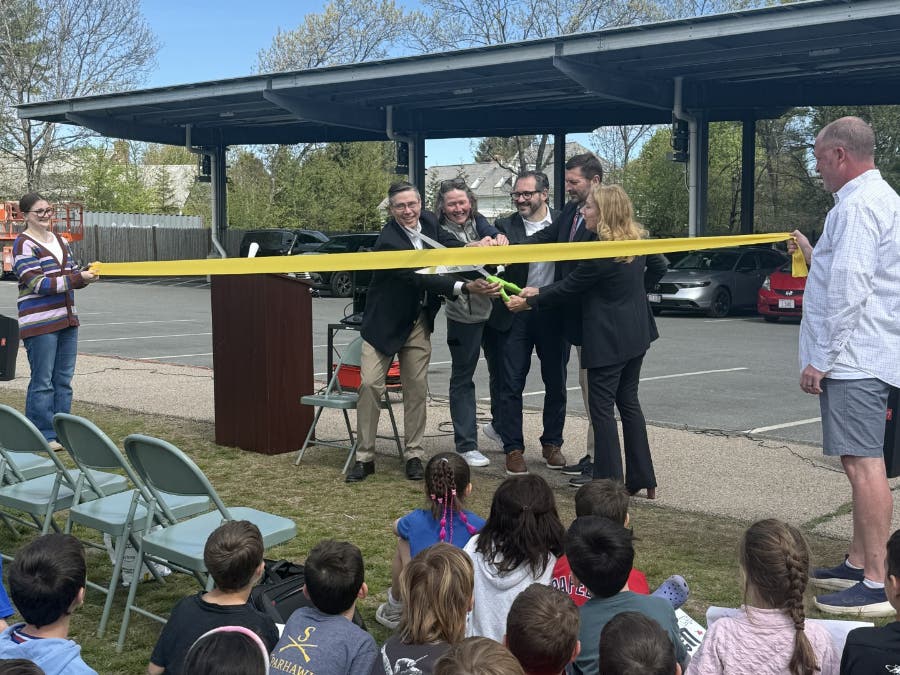 https://patch.com/img/cdn20/users/321386/20260512/100420/styles/patch_image/public/medfield-ribbon-cutting___12220059581.jpg