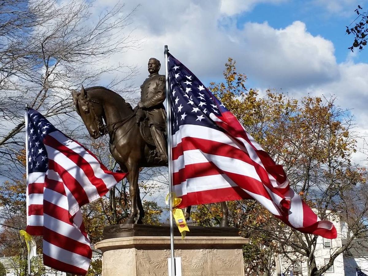 https://patch.com/img/cdn20/users/3464366/20171003/112002/styles/raw/public/processed_images/draper_with_flags-1507086981-6319.jpg