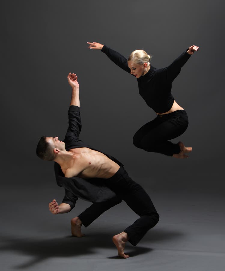 Codreano Dancer Giordano Dance Chicago Debuts Two New Works at Harris Engagement Oct ...