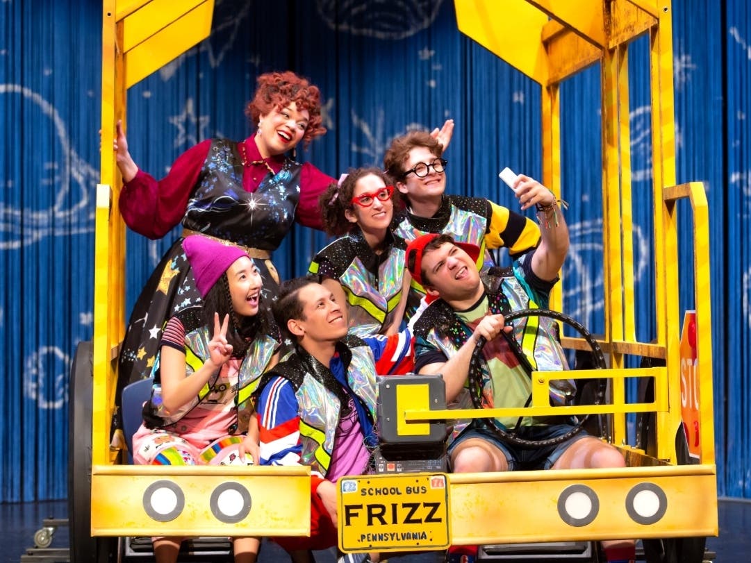 TheaterWorksUSA_Magic School Bus: Pictured Back L-R Lexi Rhoades, Kari Gunberg, Tom Meglio: Front L-R Sumi Yu, Junior Mendez, Jared Loftin. 