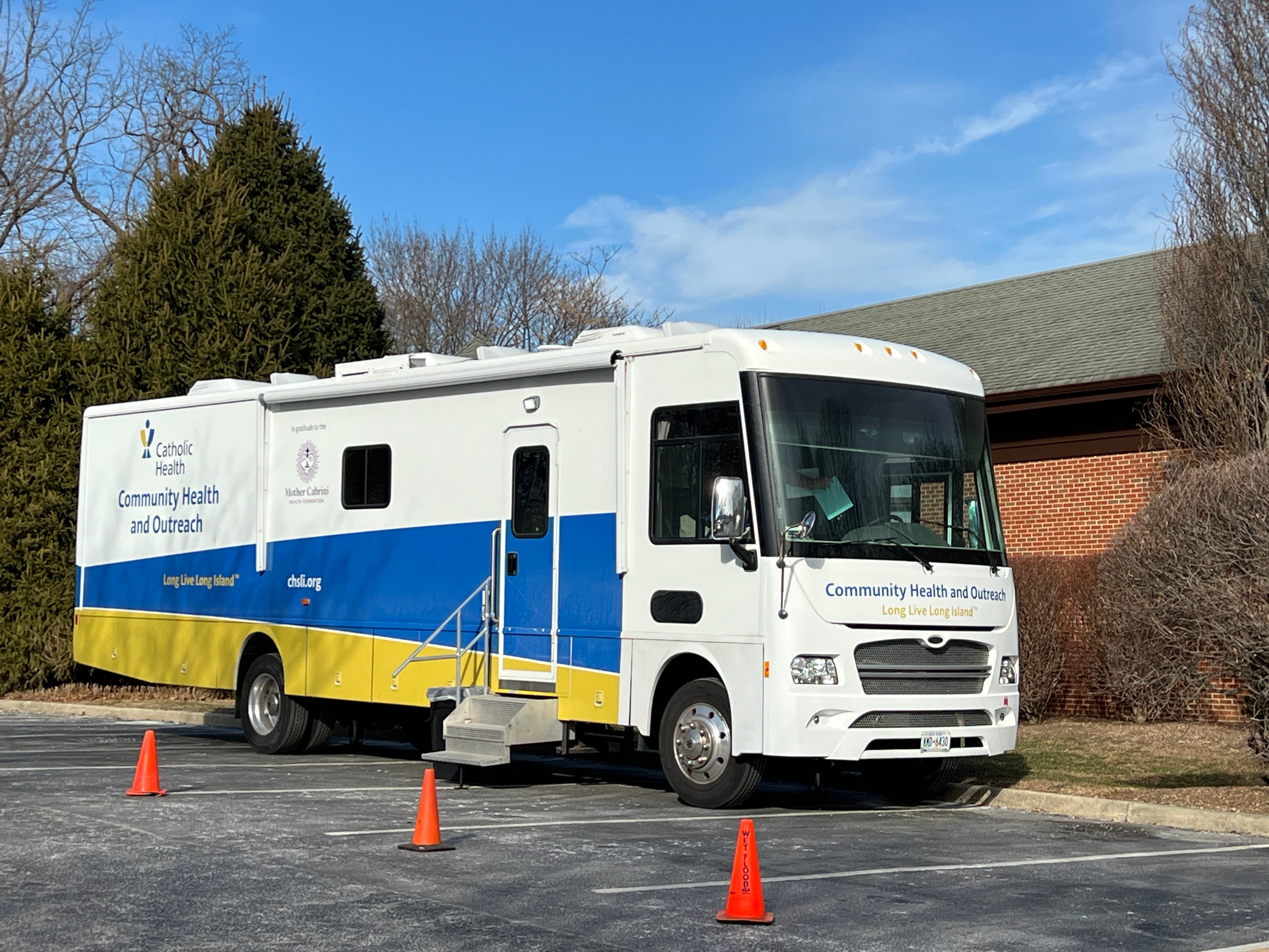 Mobile Health Bus - Free Health Screenings