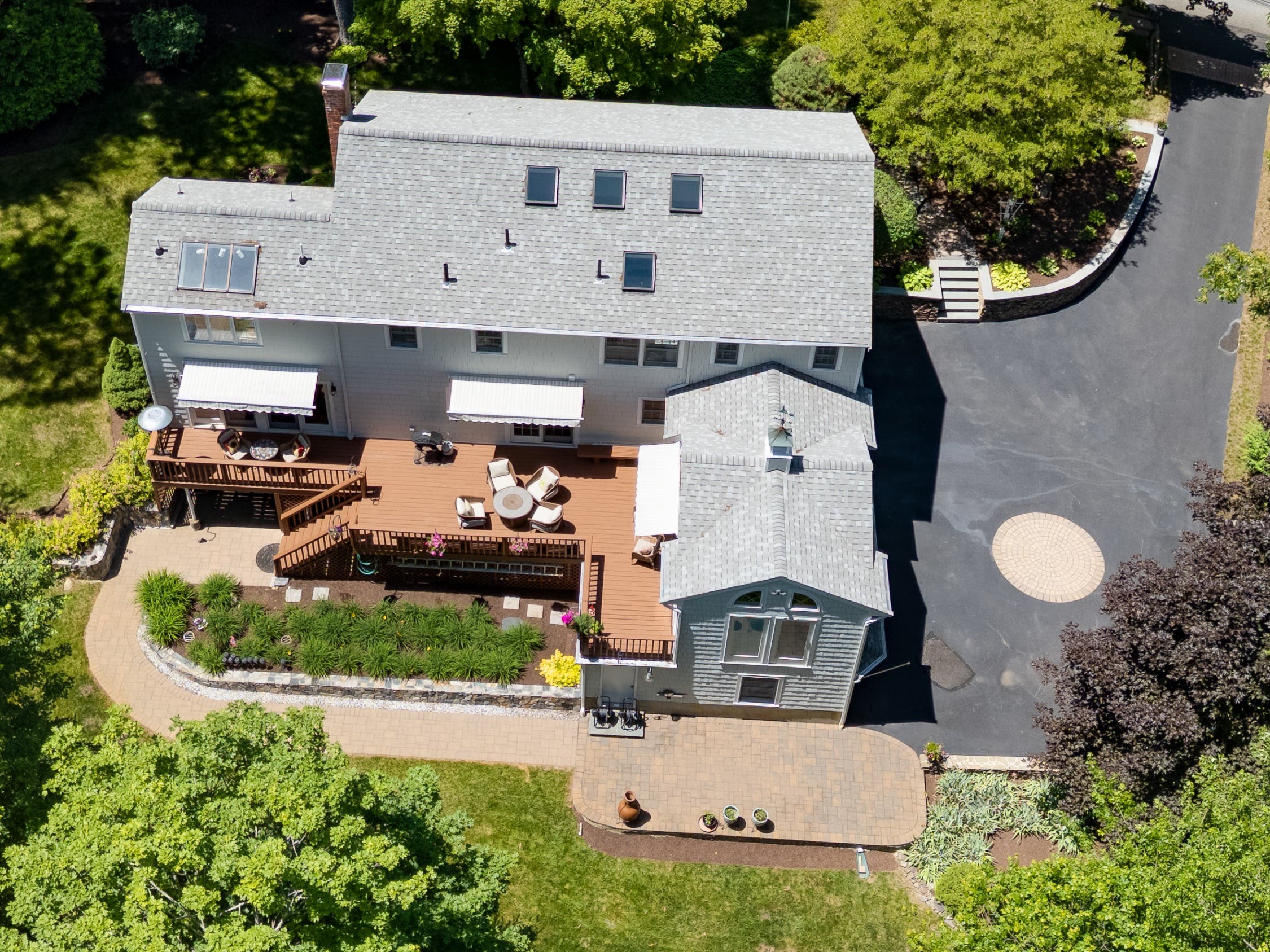 15 Carter Drive, Framingham, MA 01701 - offered FOR SALE