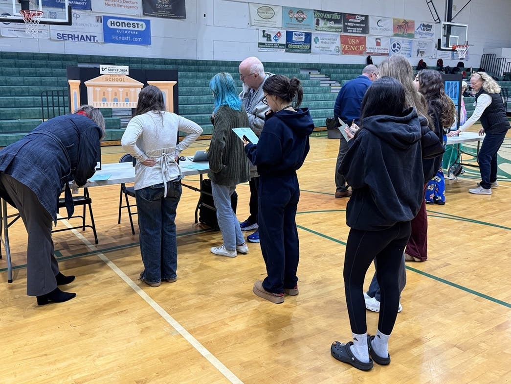 News small post card thumbnail