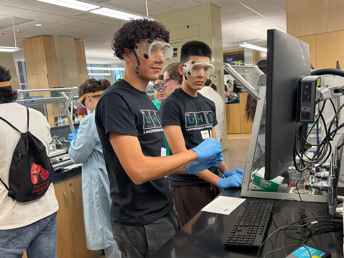 LRHS students learn hands-on science