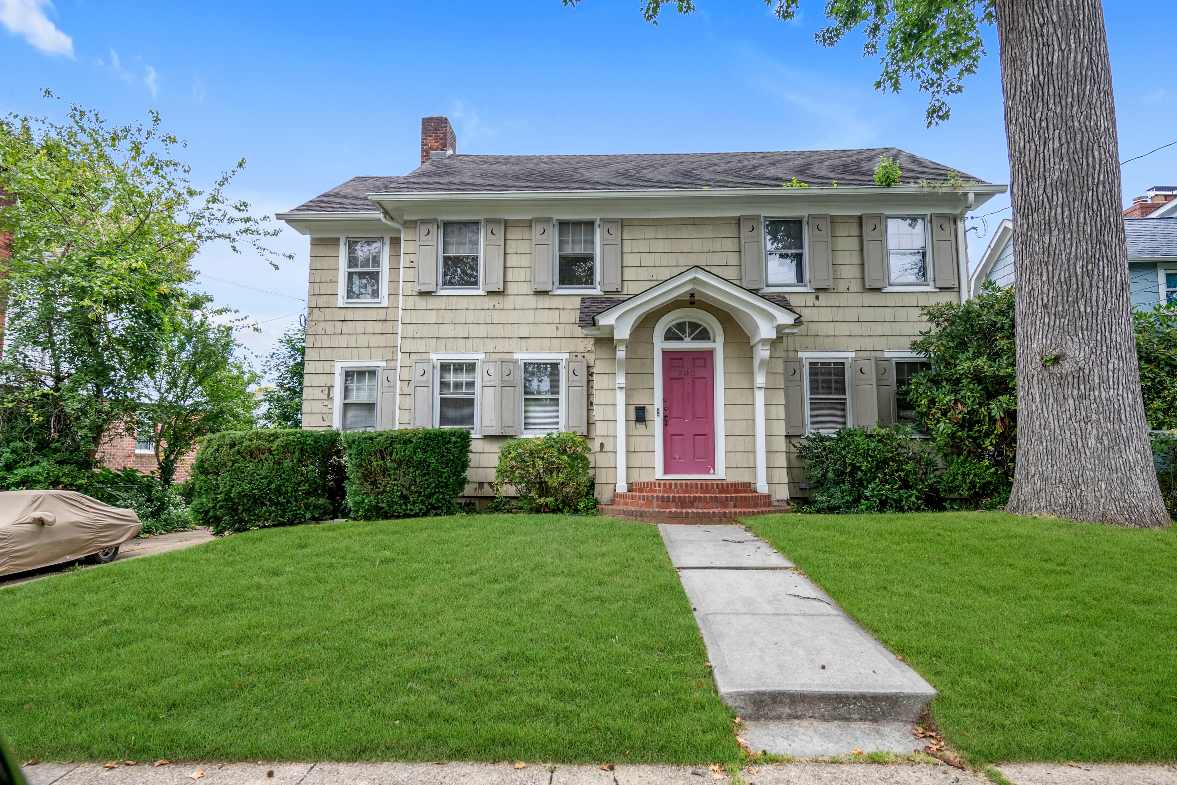 OPEN HOUSE - Saturday 10/3, 1-3 & Sunday 10/4, 2-4