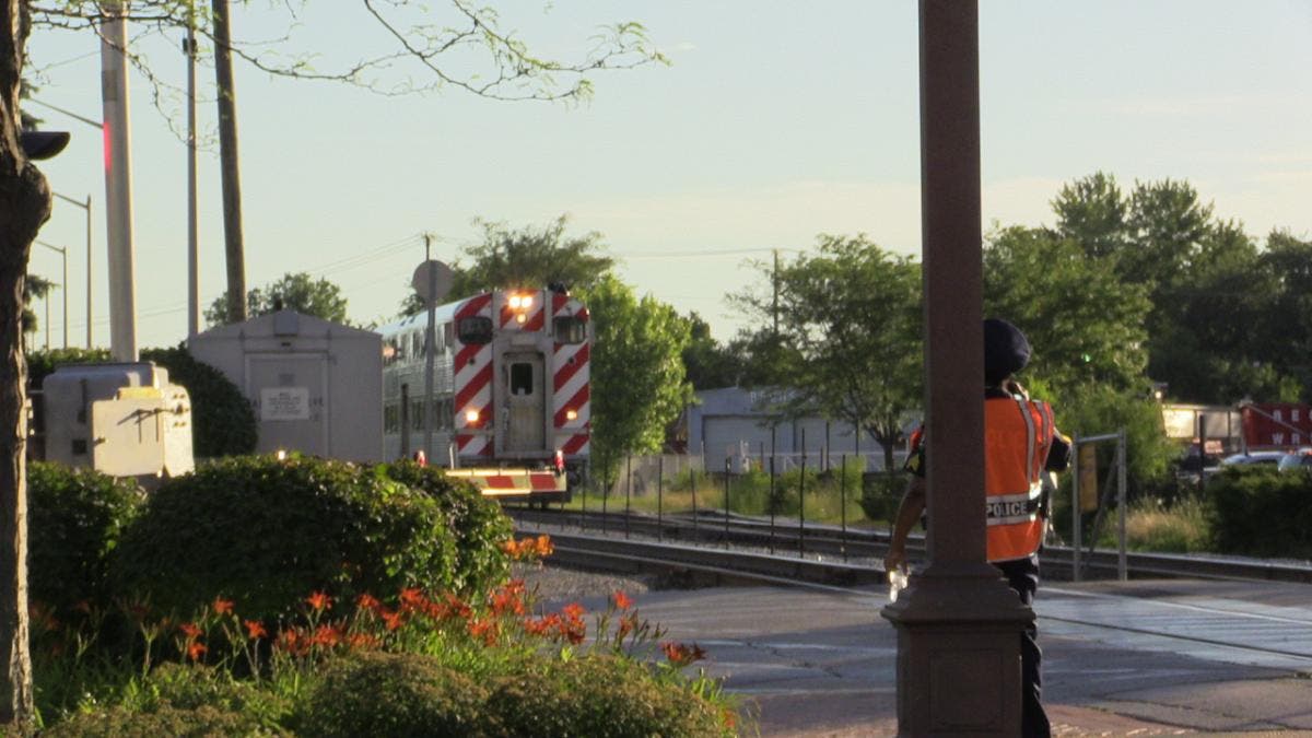 UPDATE: Man Fatally Hit by Metra Train During Tuesday Evening Rush ...