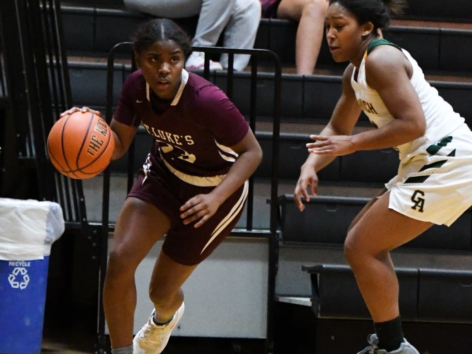 St. Luke's Captain Janelle Johnson '20 in action for the Storm