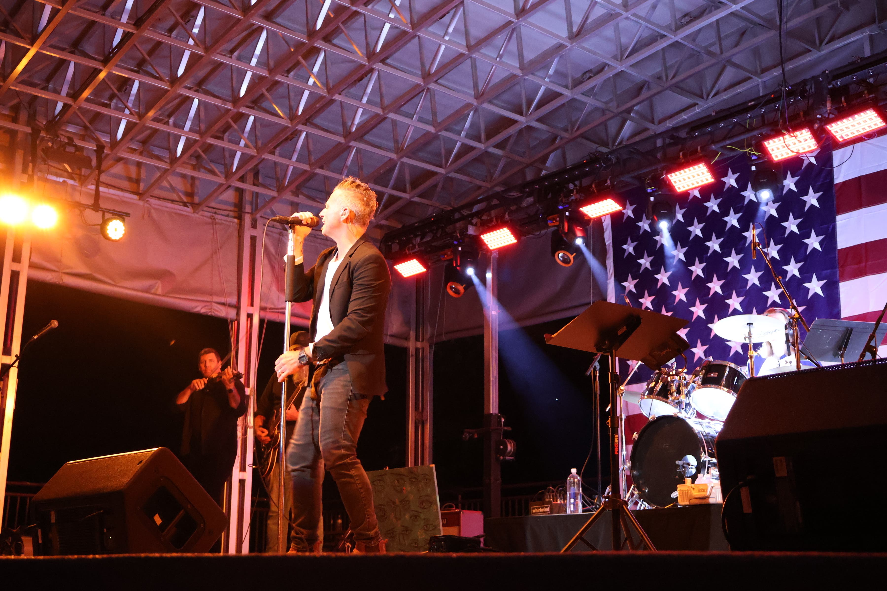 MITER Foundation raises $175,000 with summer concert