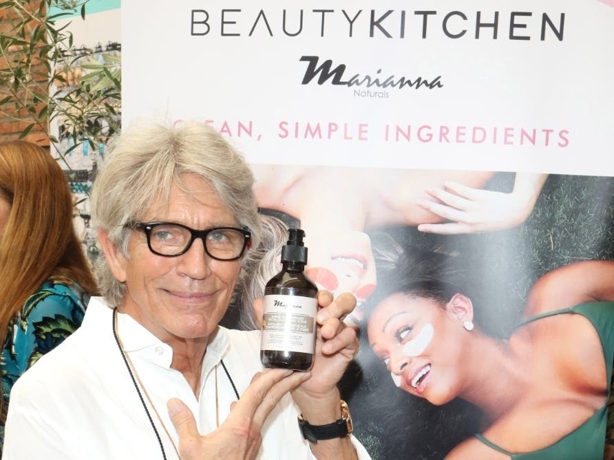 https://patch.com/img/cdn20/users/432026/20220915/034836/styles/patch_image/public/eric-roberts-with-vip-sponsor-beauty-kitchen___15034617413.jpg