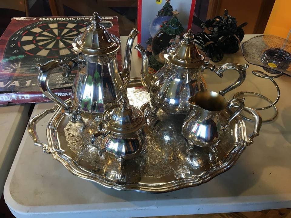 First United Methodist Church of Oak Lawn is planning a "Nearly New" spring rummage sale, May 2 to May 4.