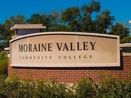 Moraine Valley will move to online instruction for rest of spring semester during Covid-19 epidemic. 