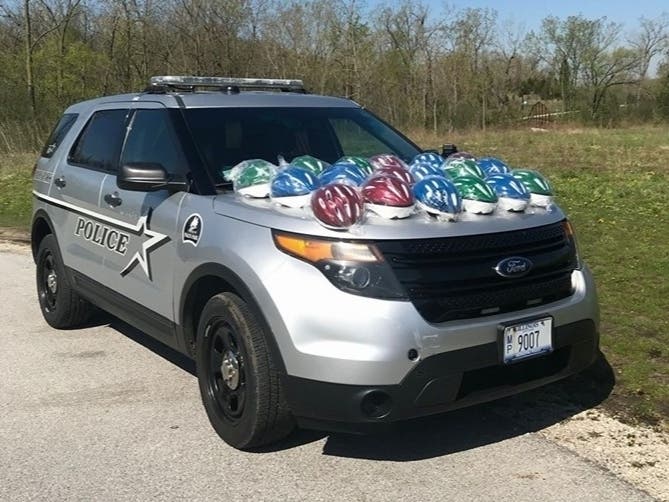 Palos Park police will distribute free bike helmets to kids throughout the month of April. 