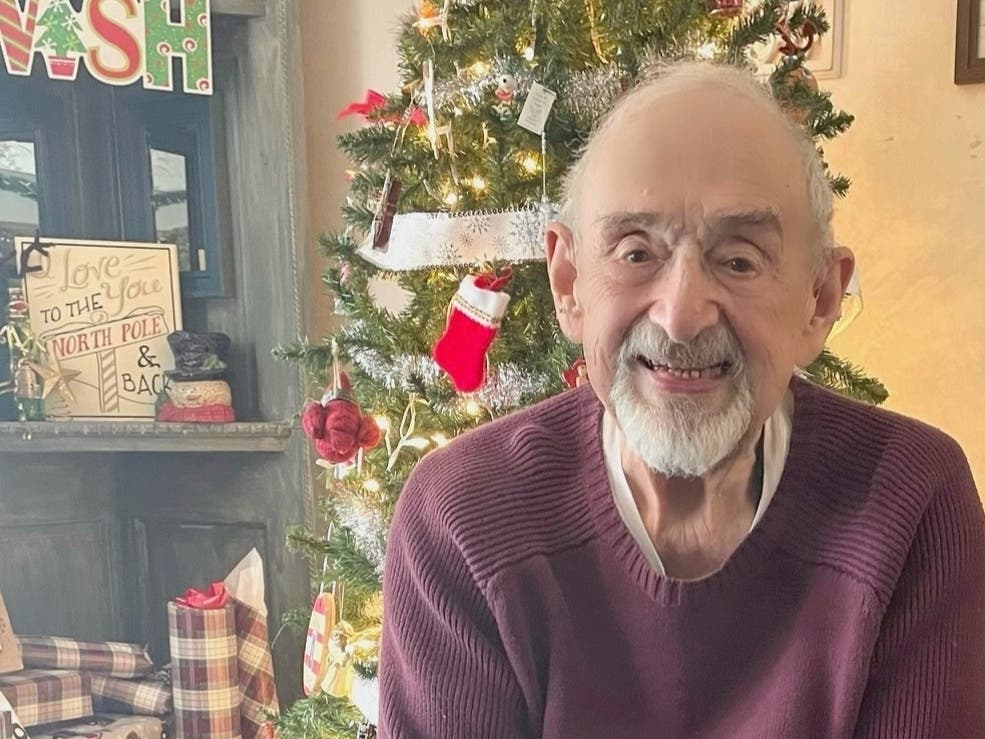 Tom Karones says he will run as a write-in candidate in the April 2021 consolidated election after his nominating petitions were rejected because they did not have enough signatures. 