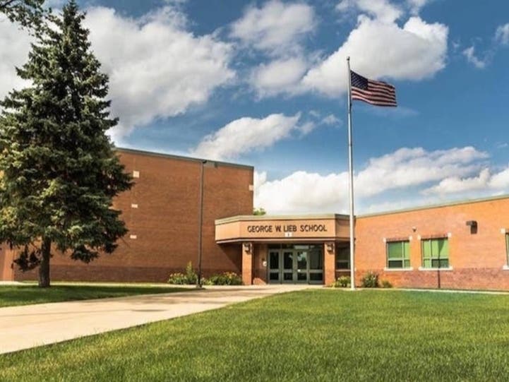 Ridgeland Dist. 122 is considering combining two grades in the same building. Town halls are planned for Aug. 31, Sept. 2, Sept. 7 and Sept. 9.