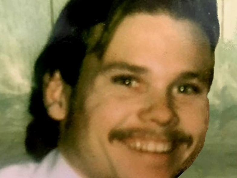 Francis Wayne Alexander, formerly of North Carolina, was identified by Cook County sheriff's investigators as victim of serial killer John Wayne Gacy, using a technique called genetic genealogy. 