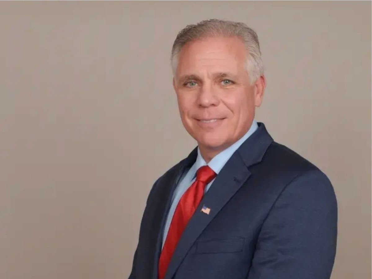 Republican Keith Pekau will face off against Democratic incumbent Sean Casten for the U.S. House seat in the Nov. 8 election.