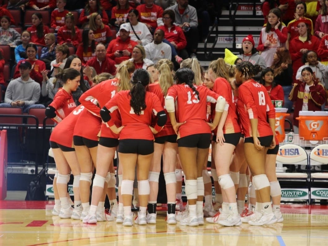 Mighty Macs Advance To IHSA 4A Girls Volleyball Final, Will Play Benet ...