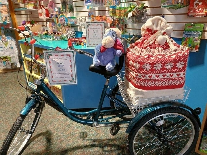 News small post card thumbnail