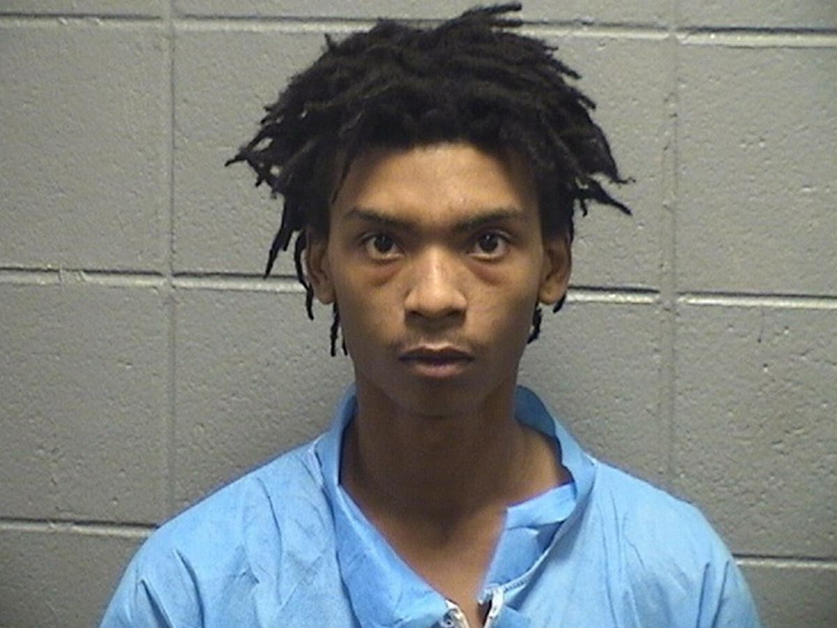 Jaylen Lewis, 19