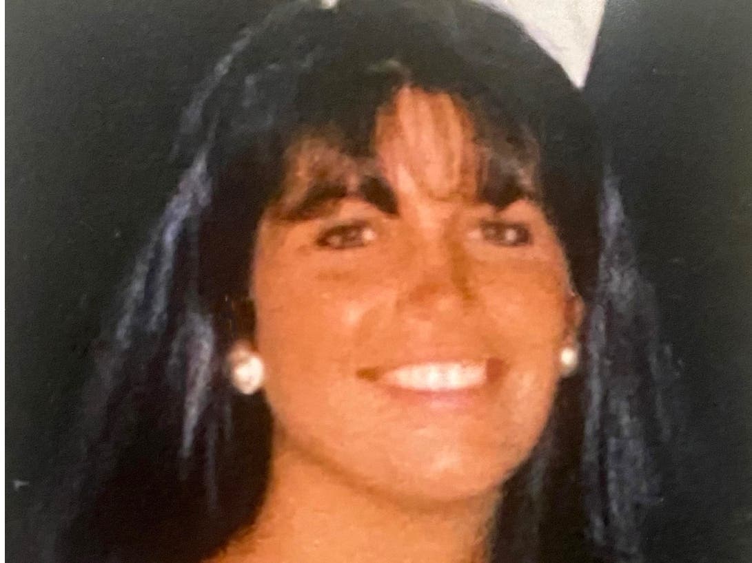 Visitation for Oak Lawn resident Maryelizabeth "Liz" Pender, 62, will be held Feb. 3, followed by Mass Feb. 4 at St. Rita of Cascia Shrine.