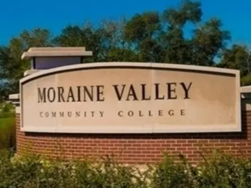 Find out how easy it is to get started at the Moraine Valley open house Saturday, April 1. 