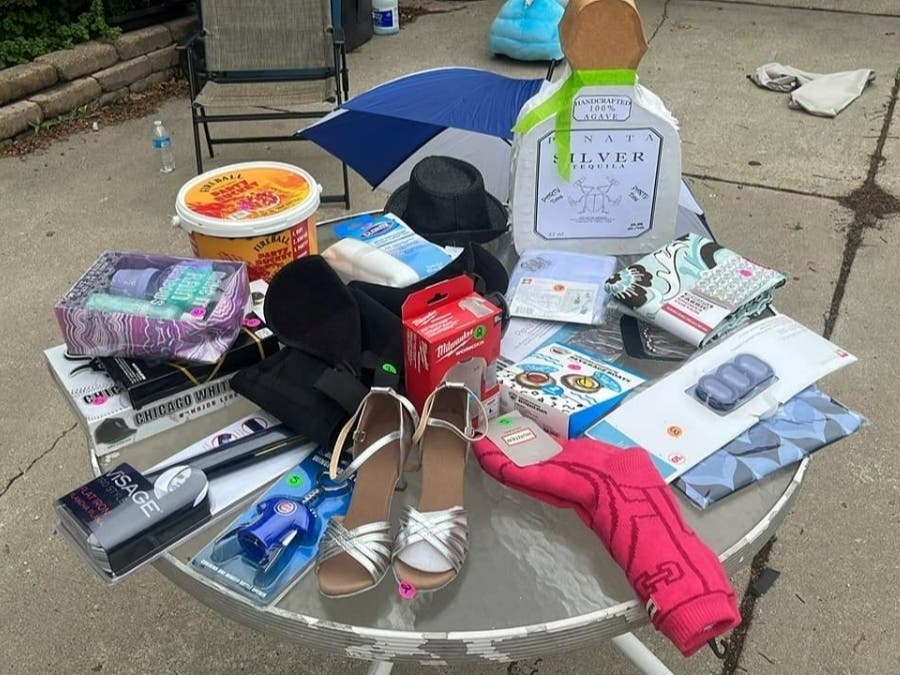 If you missed the spring sale, get on the Palos Hills Bargain Day list and sell your stuff the weekend of Sept. 30 and Oct. 1.