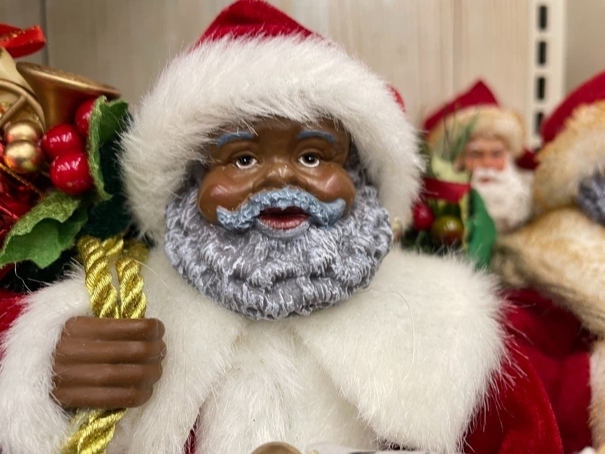 Explore over 80 vendors each day, Saturday and Sunday, Dec. 2 and Dec. 3, at the massive Treasures of Christmas Holiday Market in the Oak Lawn Pavilion. 