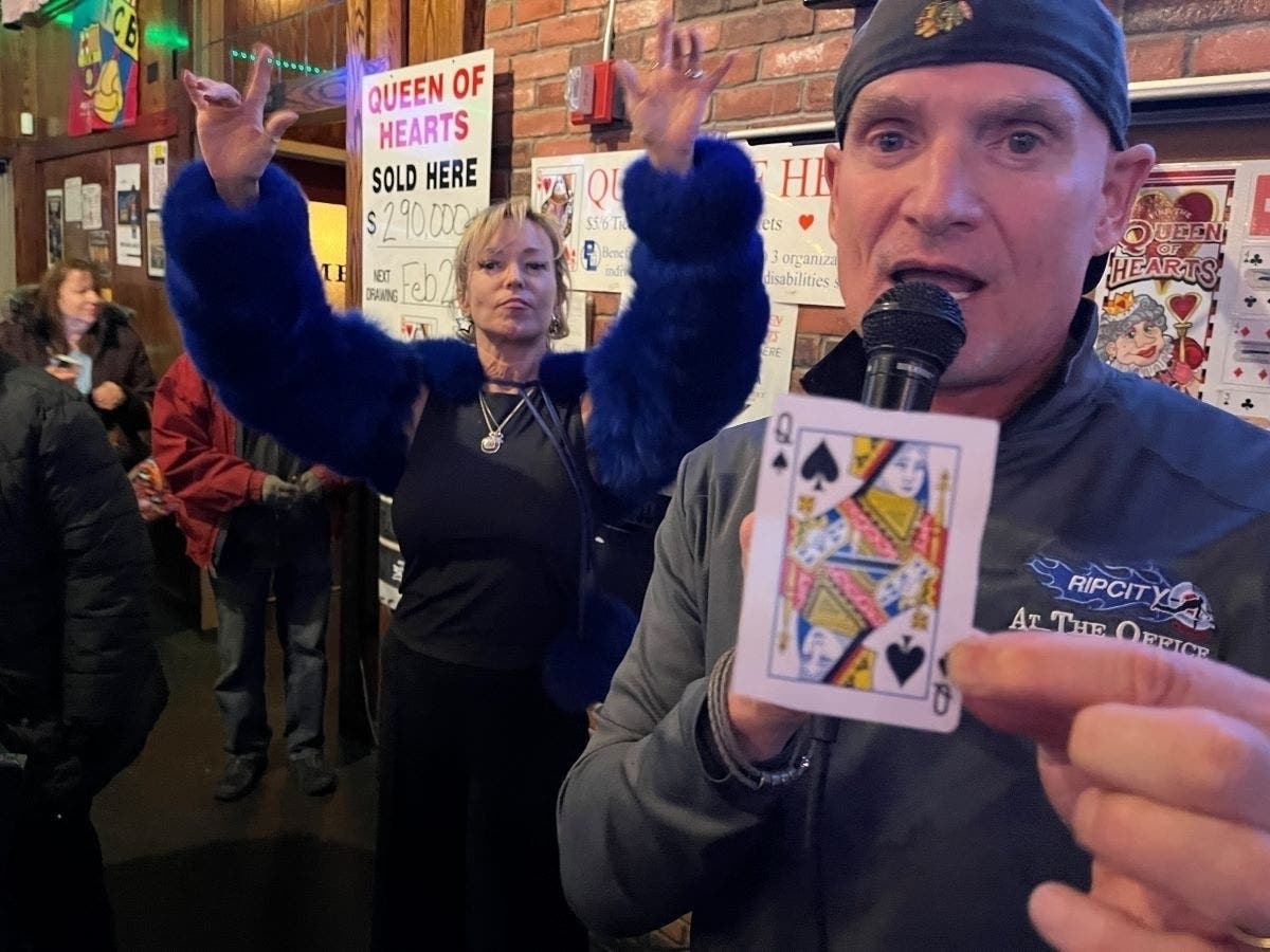 Queen Pulled In Park Lawn Progressive Raffle But It's The Wrong Queen - Vimarsana News