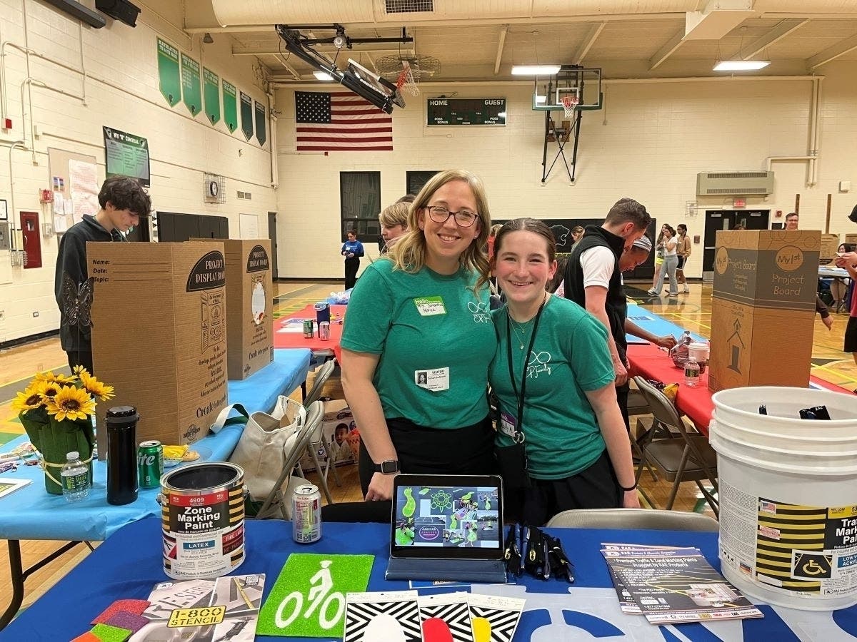 Career Fair Connects Central Middle School Students With Professionals ...