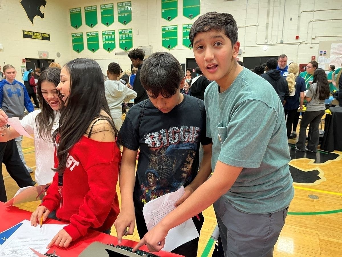 Career Fair Connects Central Middle School Students With Professionals ...