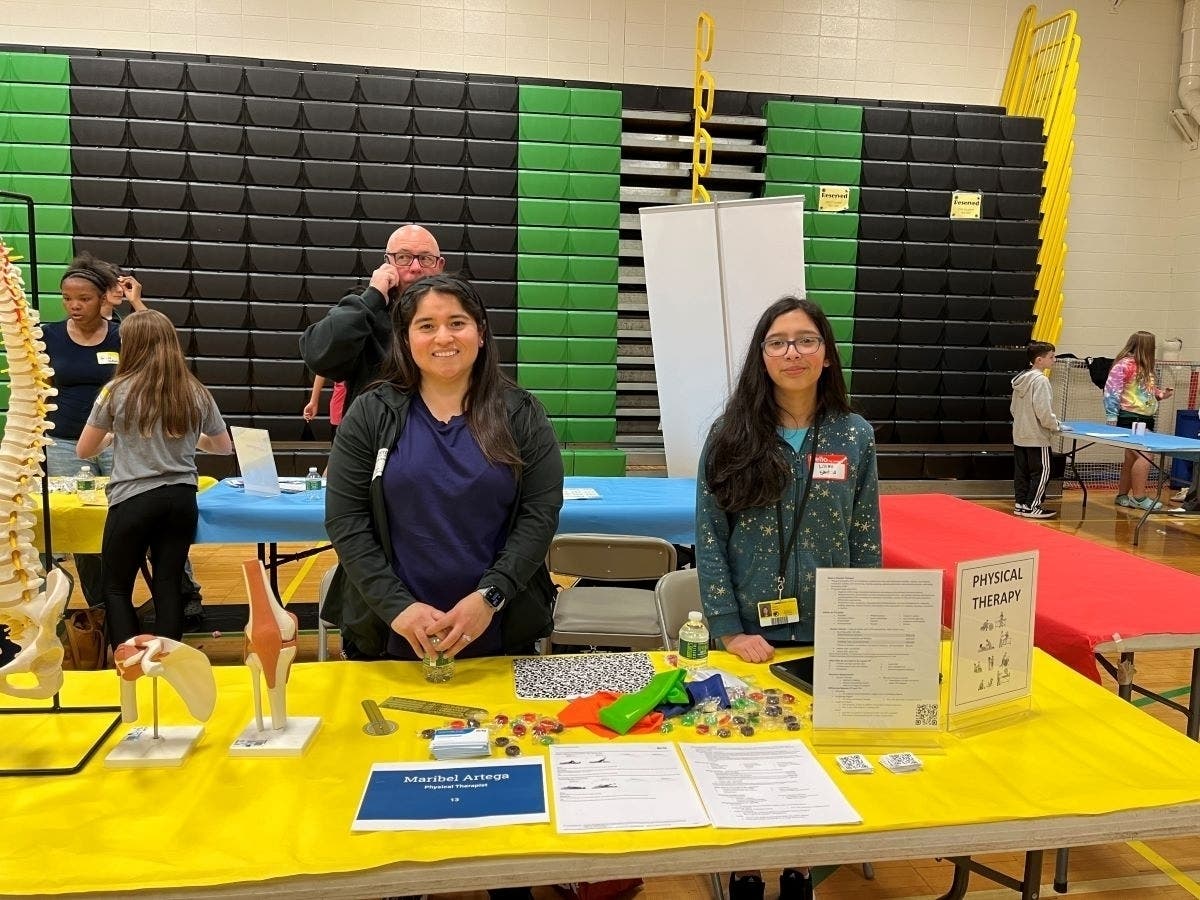 Career Fair Connects Central Middle School Students With Professionals ...