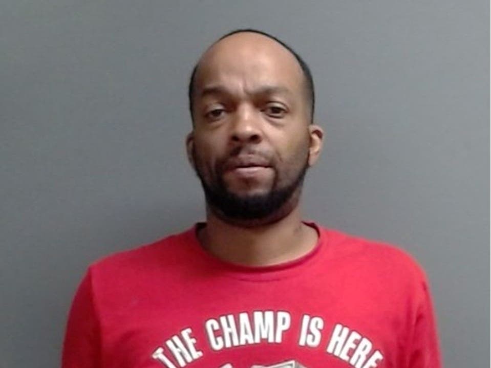 Alsip Man Disarmed Of Gun At Chicago Ridge Mall After Struggle: Police
