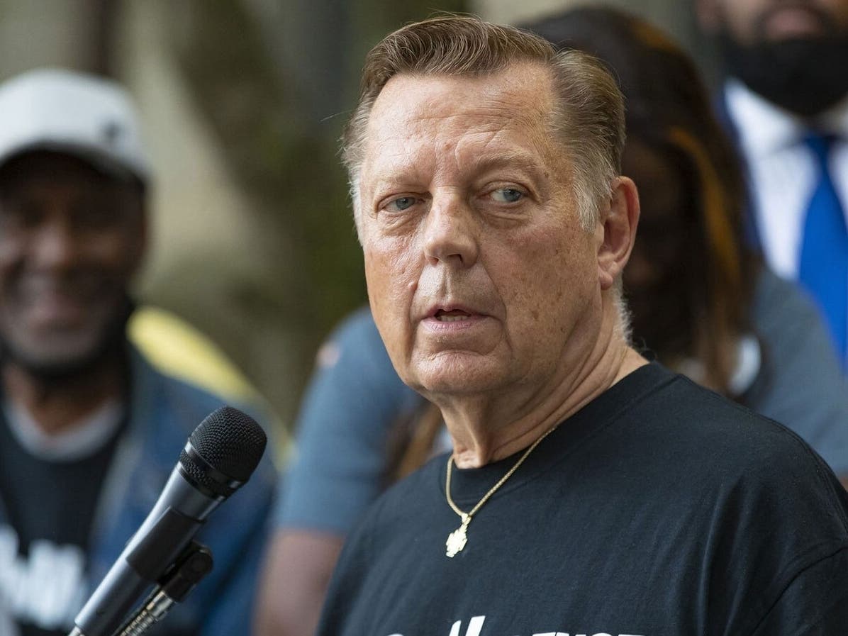 Fr. Michael Pfleger To Return To St. Sabina After Being Cleared Of Child Sex Abuse Claim