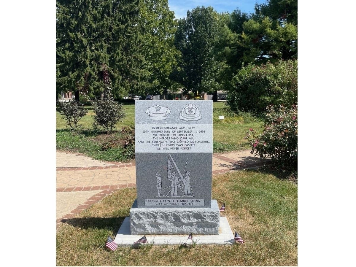 Palos Heights will dedicate a second 9/11 monument to the first responders who died in the tragic events of Sept. 11, 2001.