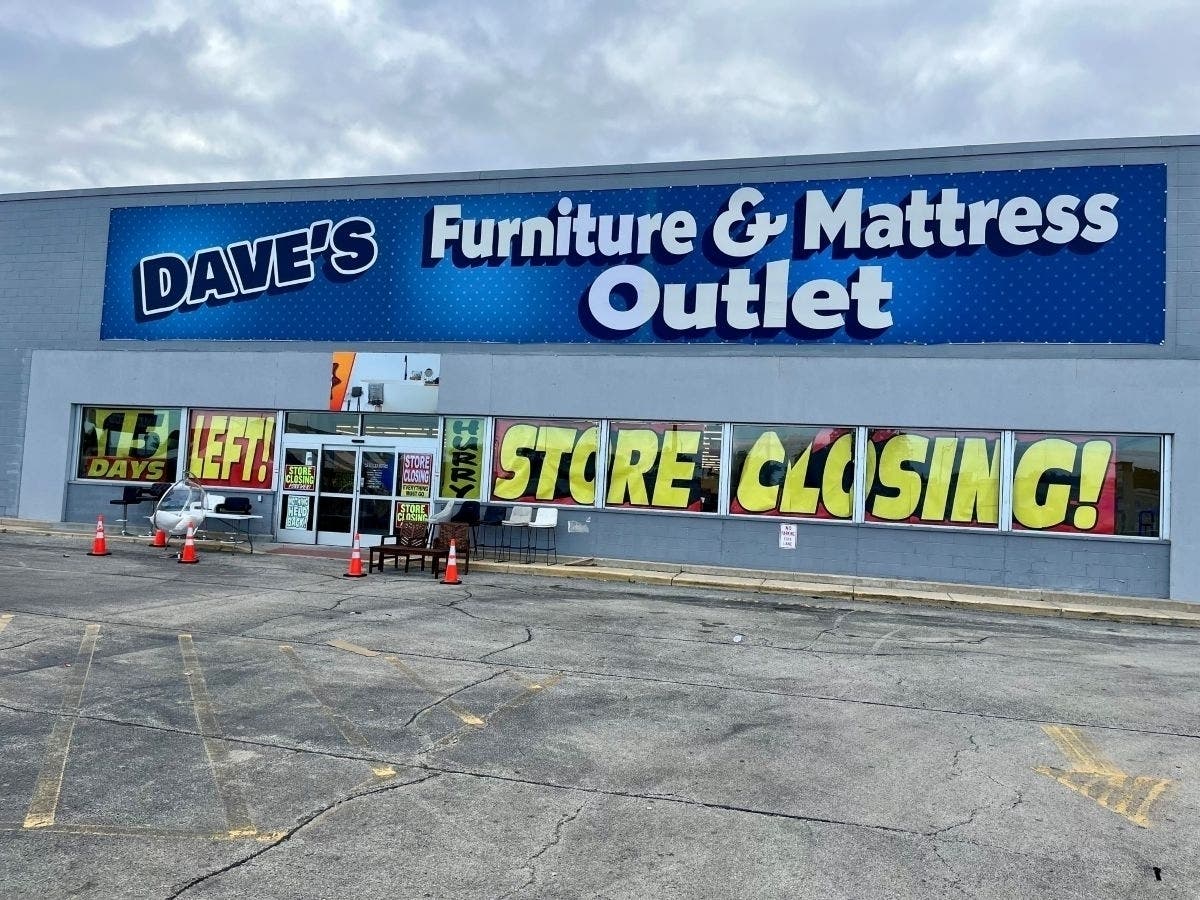 Crazy Liquidation Sale Going On At Dave’s Furniture And Mattress Outlet In Burbank