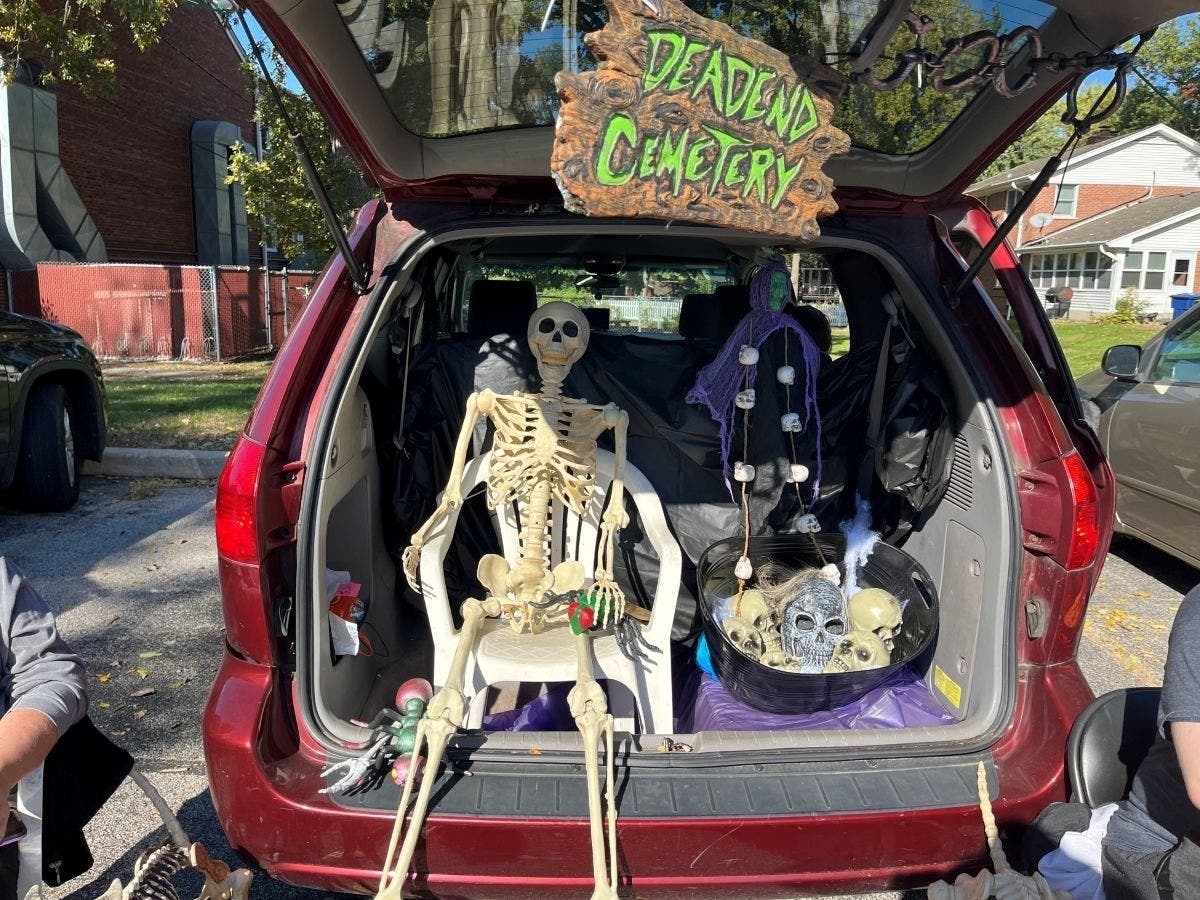 There are plenty of opportunities for kids to get in some extra treat collecting before Halloween at these area trunk-or-treat events.
