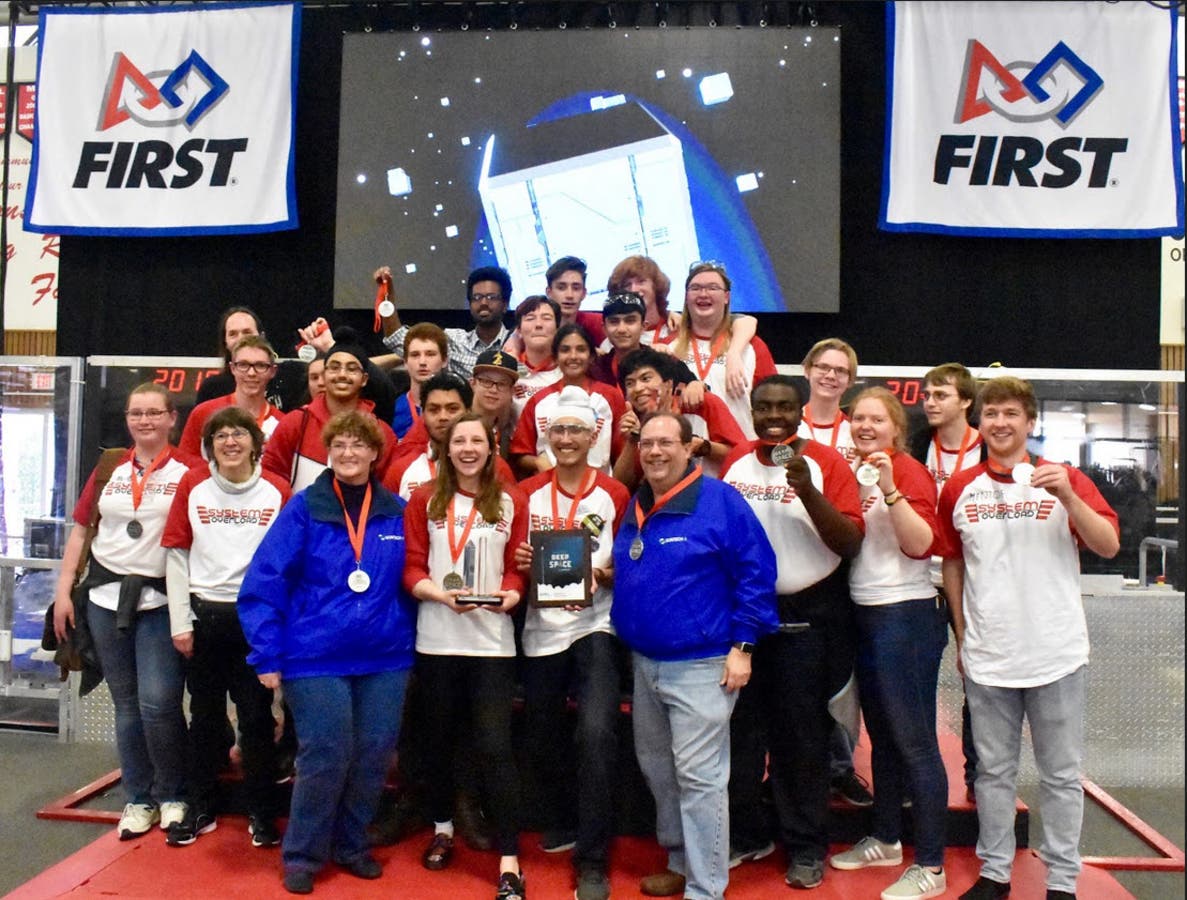 TRI-VALLEY ROBOTICS TEAM QUALIFIES FOR WORLD CHAMPIONSHIP
