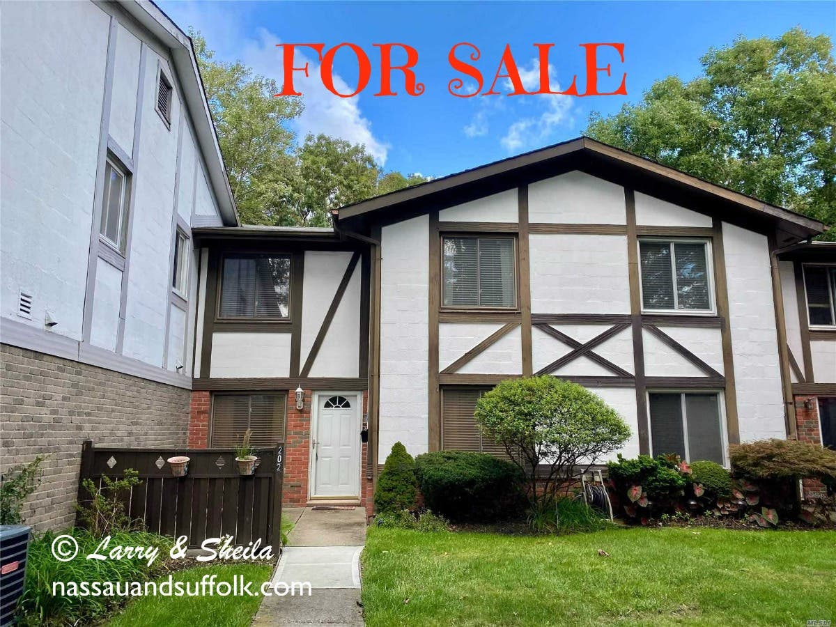 Blue Ridge Townhouse For Sale In Medford Long Island Smithtown, NY Patch