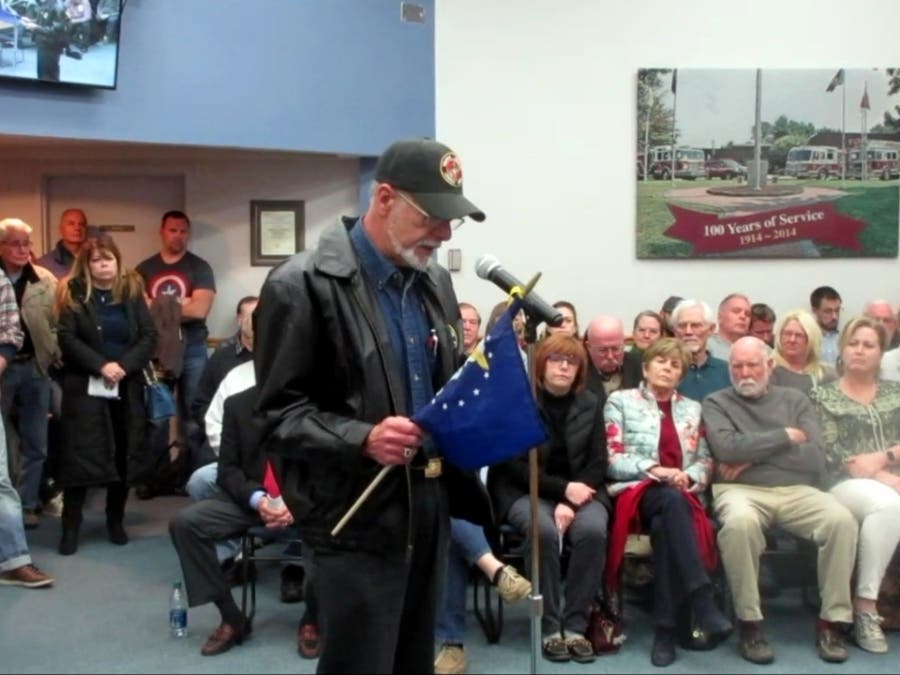 News small post card thumbnail