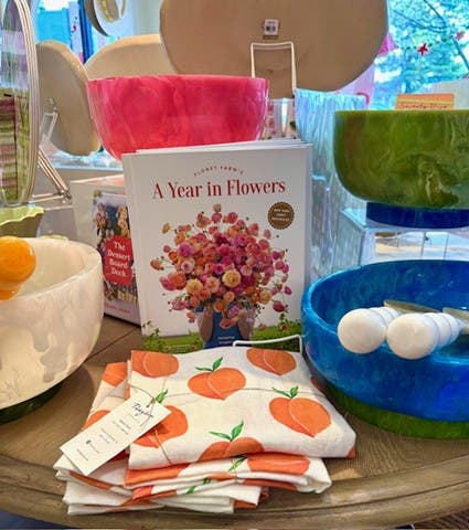 Wellesley in Bloom - Looking What's Popping Up? 