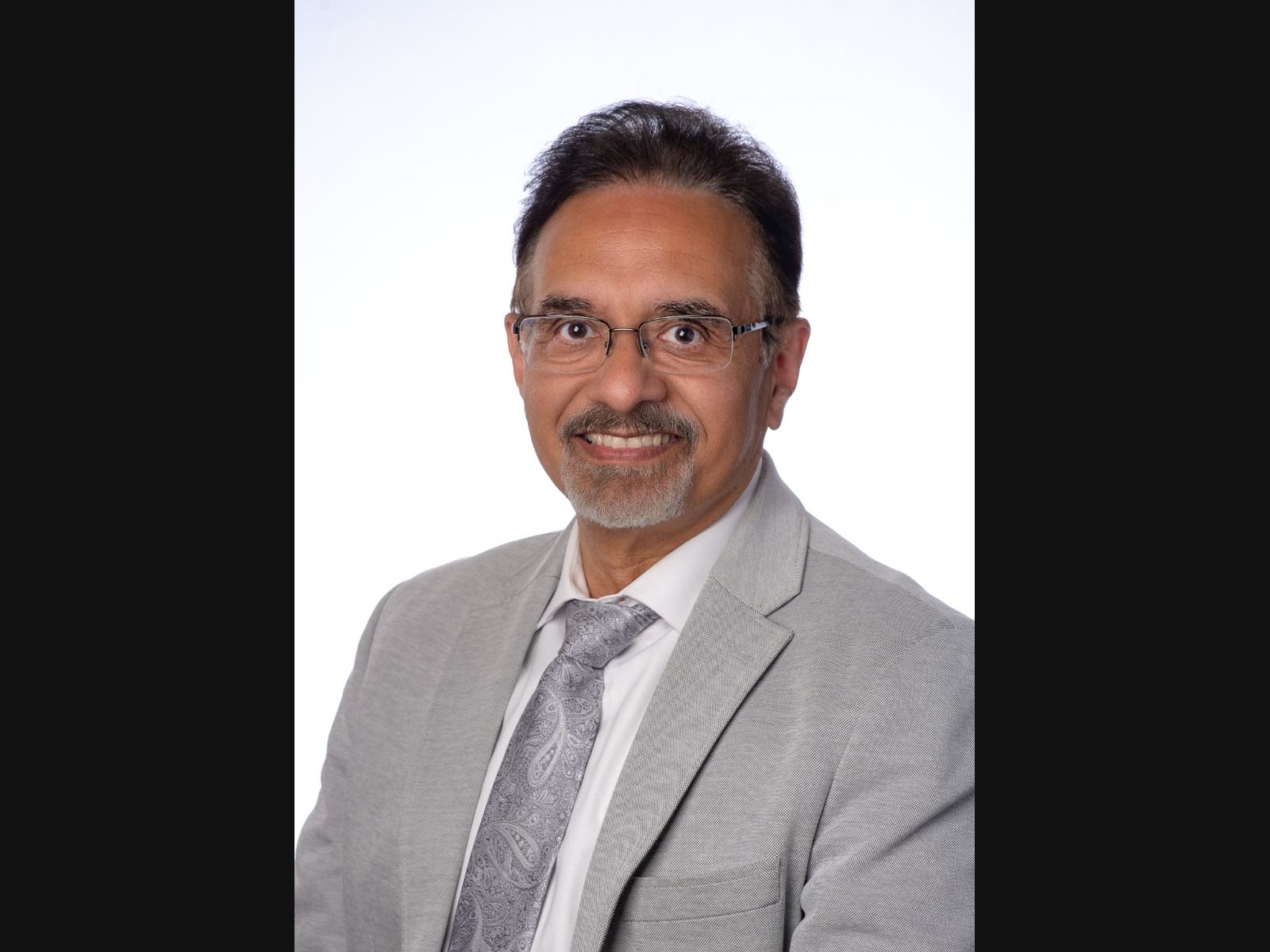 Dr. Adarsh Bhan, Director of Electrophysiology, Advocate Health Care Heart Institute