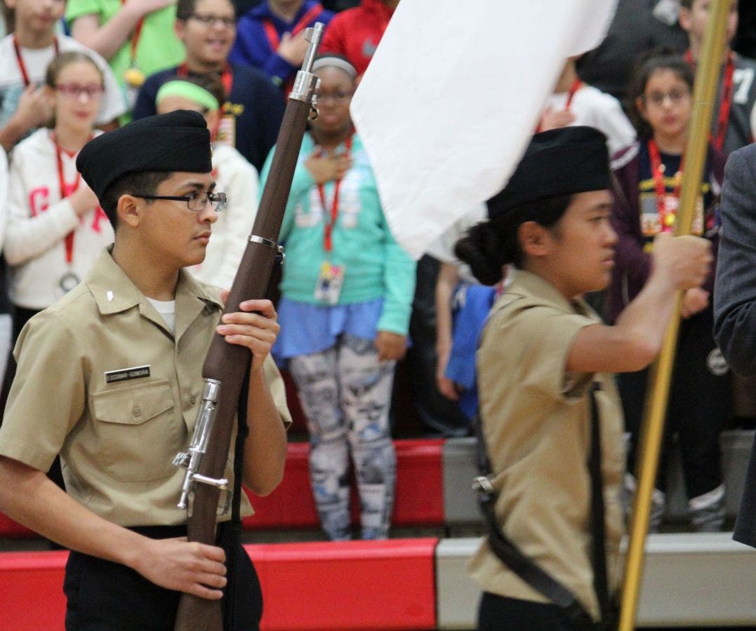 https://patch.com/img/cdn20/users/52683/20161111/092252/styles/raw/public/article_images/hlrjrotc16vetsentera-1478874053-417.jpg