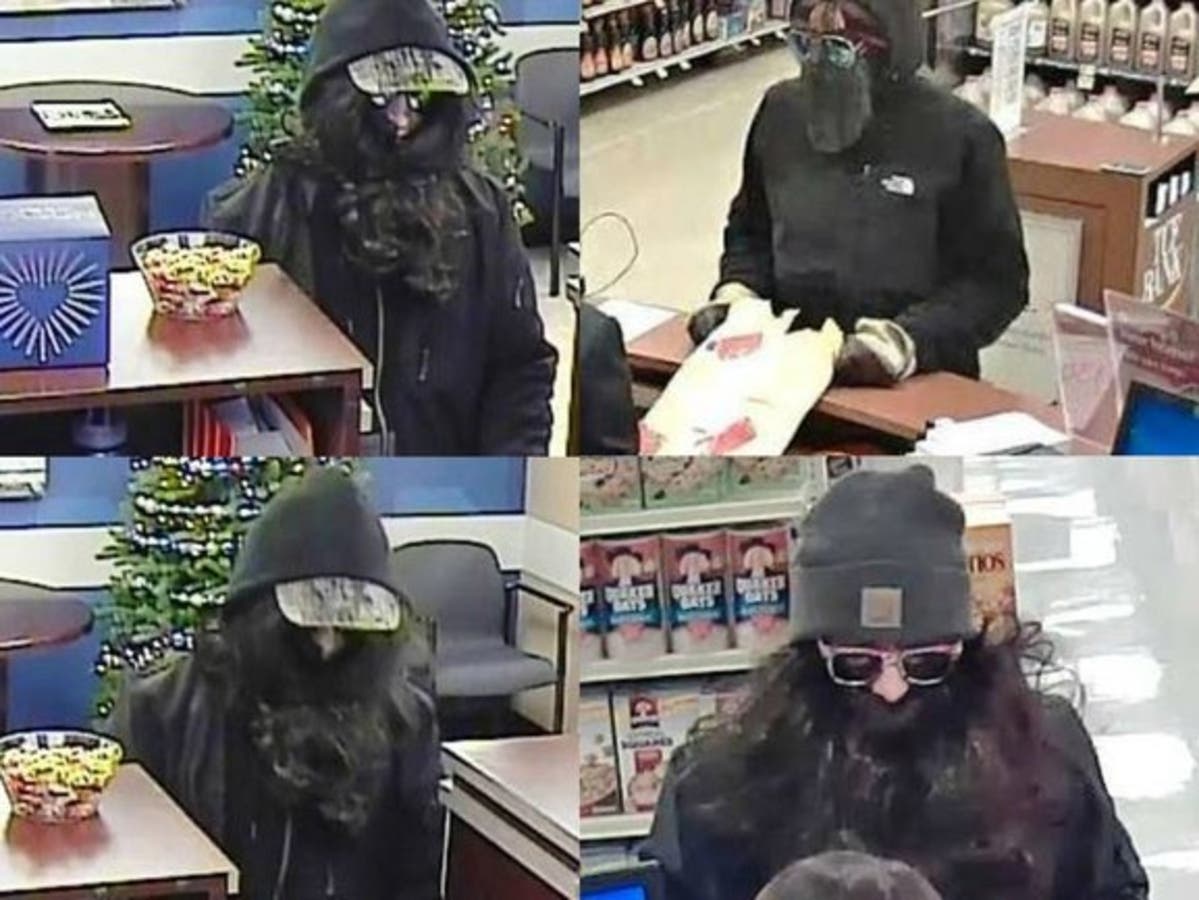 Daniel R. Plushkis, of Crystal Lake, is accused of robbing banks across the northwest suburbs in December 2017. 