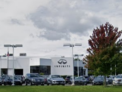 Tesla may move into the former Gregory Infiniti location in Libertyville. 