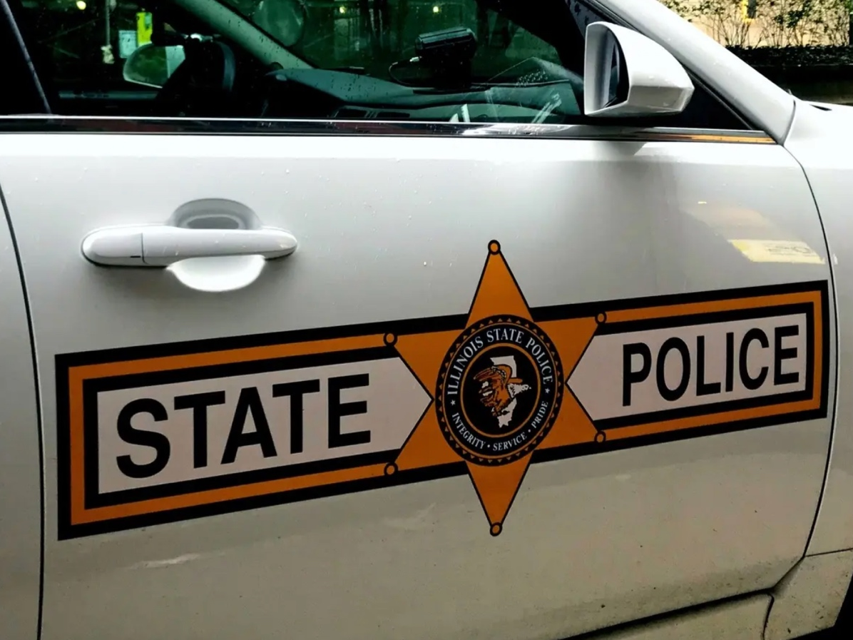 A Rolling Meadows woman and five children from Rolling Meadows were in the van at the time of the collision and were killed. A 22-year-old Carpentersville woman was in the car and has also died. 