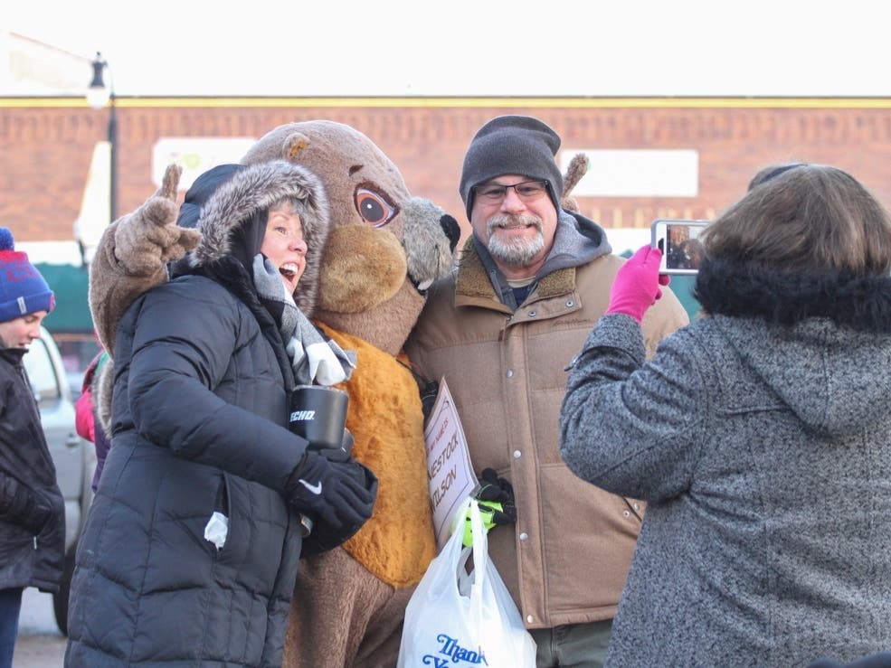 Starting Feb. 1 and continuing through Feb. 5, the public can head out to Woodstock to enjoy walking tours, breakfasts, dinners, film screenings, memorabilia exhibits, author appearances, bingo, bags, a pub crawl and more.